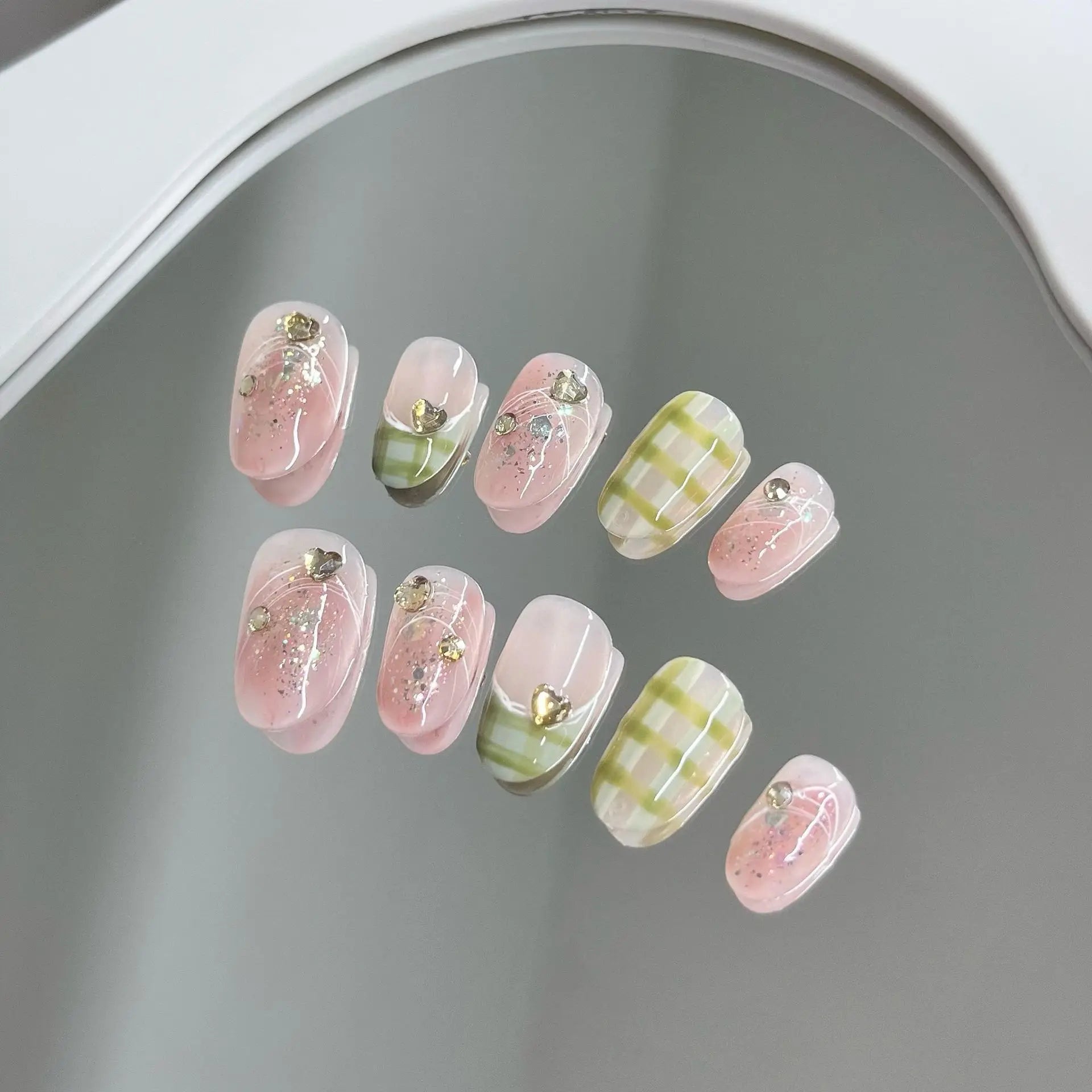 10Pcs Short Handmade Pink Press on Nails Spring French Rhinestone Full Cover Fake Nail Plaid Manicure Wearable Nail Tips Art.