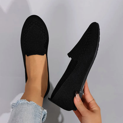 Spring Women's Comfortable, Breathable, Lightweight and Wear-Resistant Casual Shoes with Soft Soles for Lazy People to Step on.