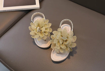 Girls Sandals 2023 Summer New Bling Flowers Baby Children Fashion Soft Bottom Student Shoes Kid's Slippers Pink Flats Flip Flops.