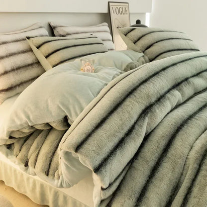 4pcs Grey Rabbit Fur Bedding Set Thick Milk Plush Winter Duvet Cover Warm Bed Sheets, Queen Size Four Piece Set  Bedroom Decor
