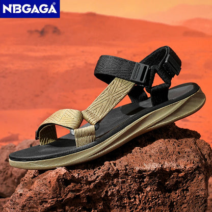 Classic Black Men Sport Sandals Summer Leisure Beach Holiday Sandals Outdoor Antiskid Breathable Flat Sandals Shoes.