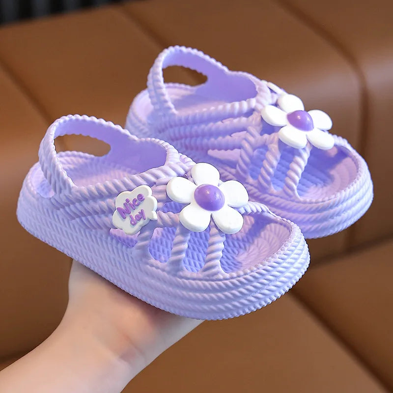 2025 New Children's Slippers Summer Girls and Boys Bathroom Home Anti slip Beach Shoes Soft Soled Baby Sandals