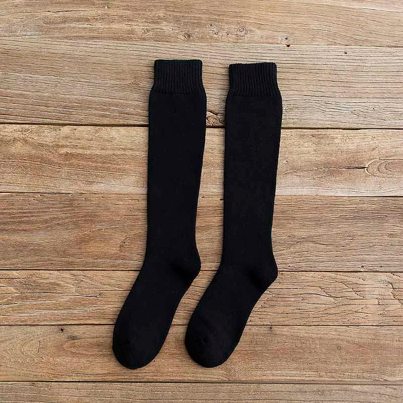3 Pars Men's Winter Thick Warm Knee-High Cotton Socks - High-Quality Long Black Casual Fashion Socks for Cold Weather.