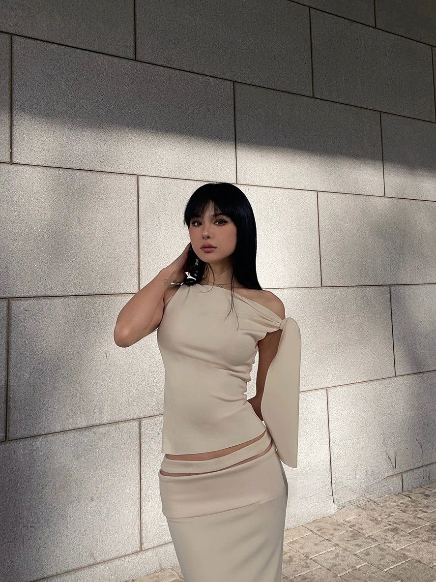 Women Sleek Stretch Knotted Top Fuchsia SLEEVELESS WITH BOAT NECK  ONE-SHOULDER TIE.