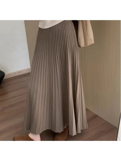 2026 Khaki Cashmere Knitted Midi Skirt for Women, Loose Fit, Draped, Slimming A-Line Pleated Skirt for Autumn and Winter.