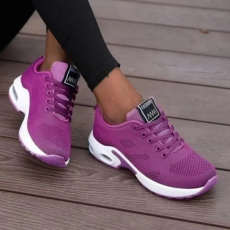 Women Casual Shoes Breathable Walking Mesh Flat Shoes Platform Sneakers Women Tenis Gym Vulcanized Shoes White Female Footwear.
