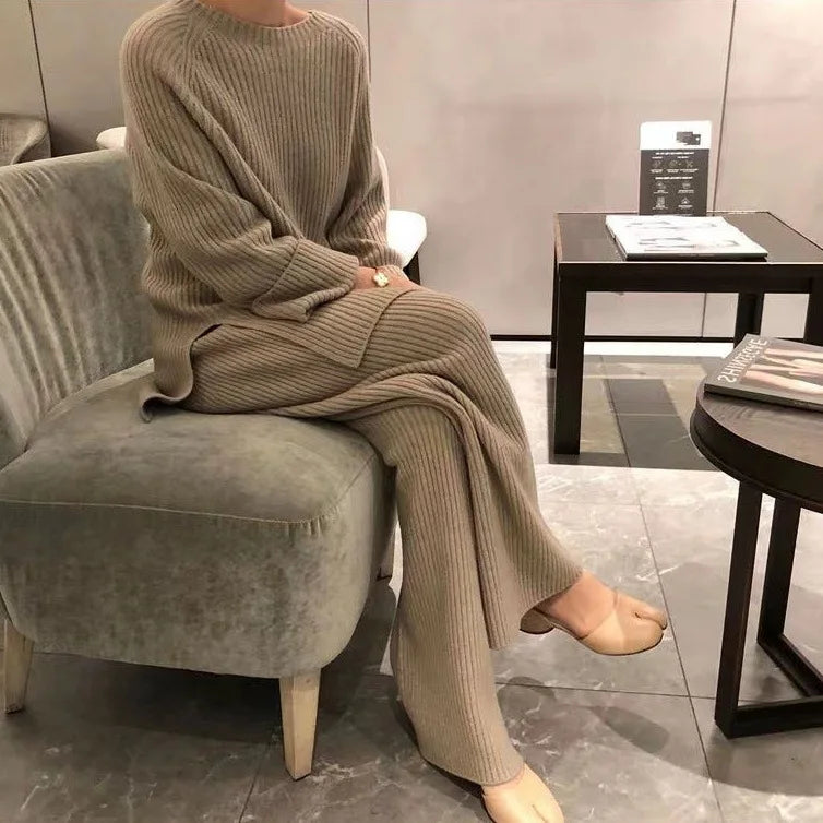 2024 Autumn Winter New Women's Fashion Fashionable Age Reducing Two Piece Pants Knitted Sweater Straight Leg Pants Set For Women.