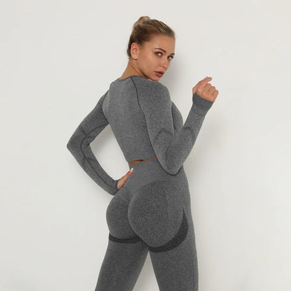 Solid Color Sexy Seamless Yoga Long Sleeves for Woman Slim Casual Sports Running Gym Workout Top Quick Drying Fitness Top.