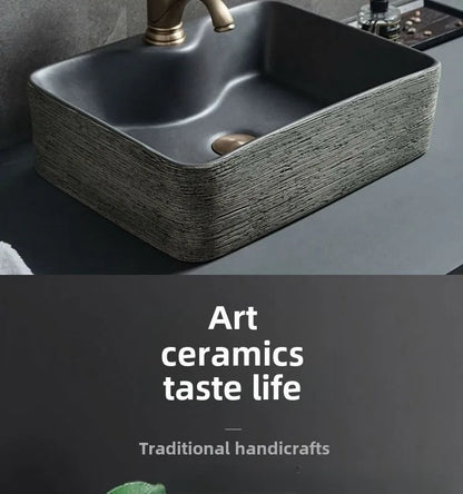 Jingdezhen Keramikgefäßwaschbecken – handgefertigtes rustikales Schwarz- und Sandkunstwaschbecken mit Spritzschutz-Design für den Badezimmer-Waschtisch individuell anpassbar