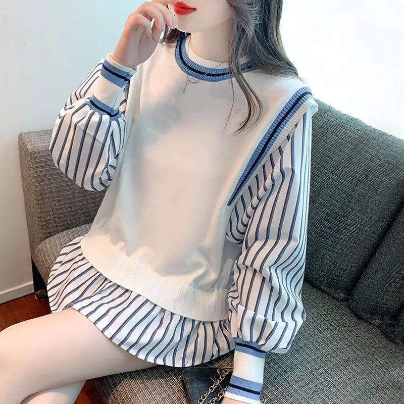 Autumn Preppy Style Patchwork O-neck Fake Two Pieces Top Tee Female Casual Striped Long Sleeve Sweatshirts Women Clothes Tshirt.