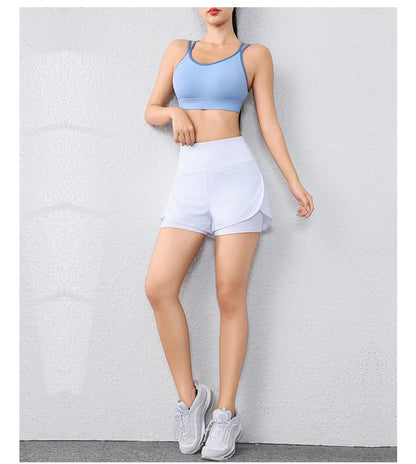 quick-drying women's running shorts sports layer elastic waist active sports shorts with pockets yoga shorts.