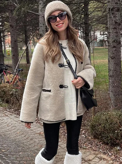 Women's Faux Wool Warm Loose Jacket Coat Retro Round Neck Single Breasted Double Pocket Casual Overcoat Winter Female Chic Coat.