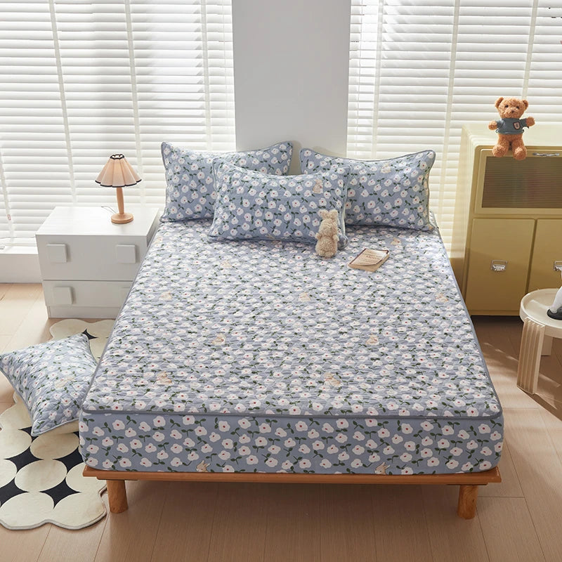 Floral Fitted Sheet Queen Size Bed Cover Thicken Bedsheet Quilted Mattress Protector tampa de colchão (Pillowcase Need Order).