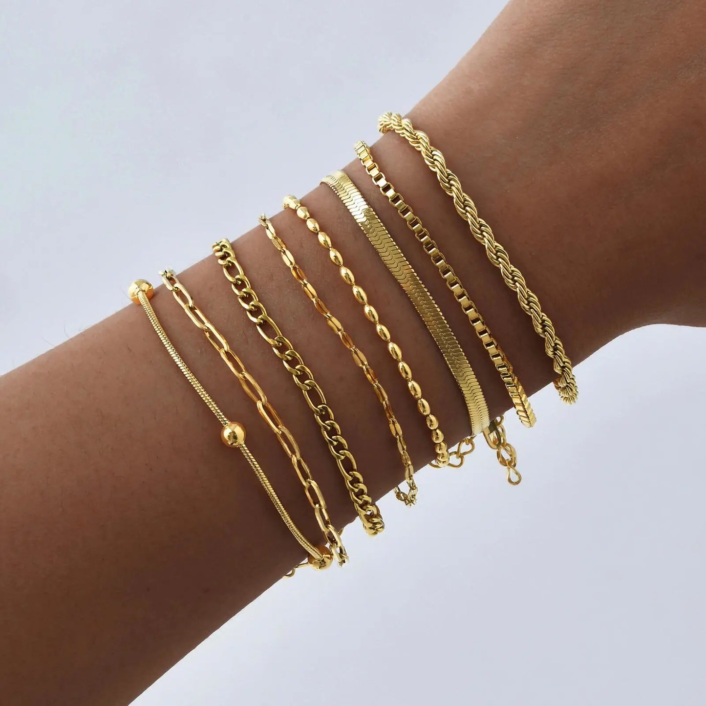 Non Tarnish Stainless Steel Bracelet Stackable for Women, Thin Herribone Chain Bracelet Waterproof Gold Plated Jewelry.
