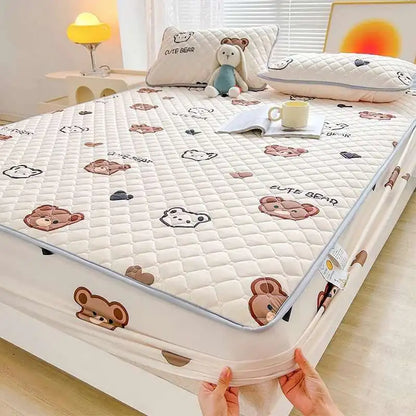 Quilted Mattress Cover 150x200cm - Thick Skin-Friendly Fitted Sheet, 매트리스커버 Breathable Bed Covers (Pillowcase Sold Separately)