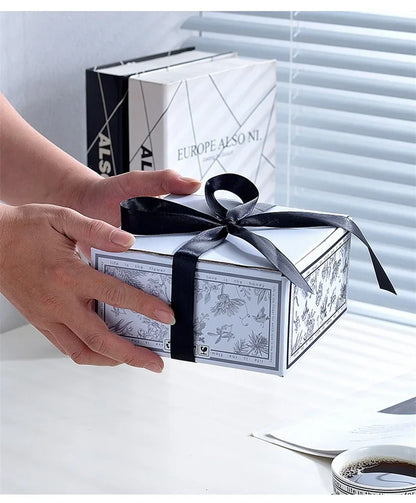 Vintage Elegant Ceramic Mug Floral bird pattern Coffee Cup and Saucer Afternoon Tea Cup Dessert Tray Exquisite Gift Water Cup.