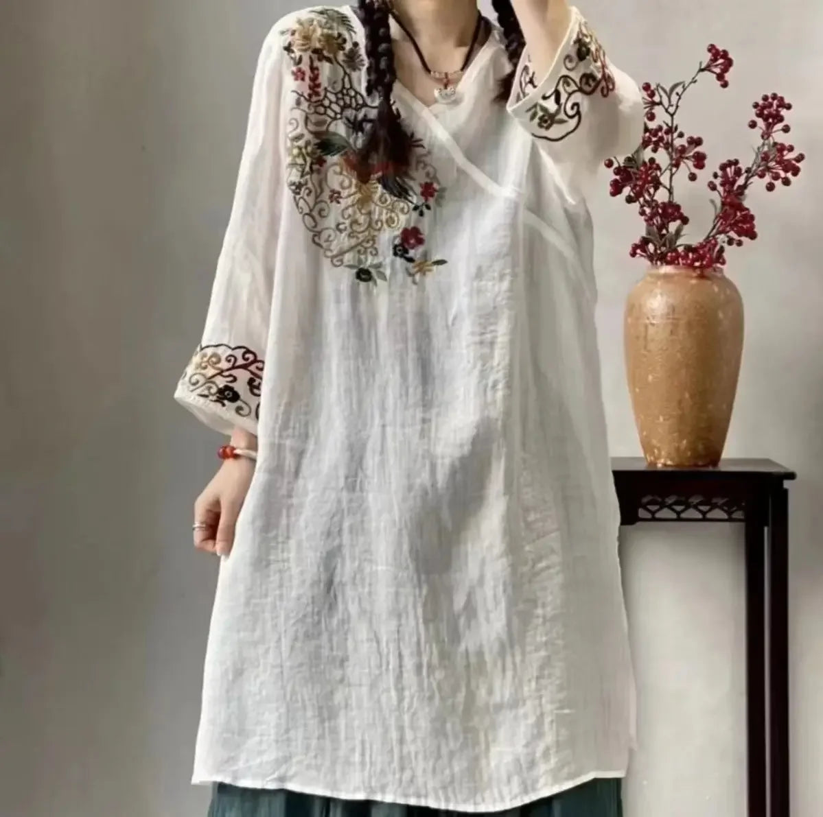 Schwerindustrie besticktes Kleid im Ethno-Stil, mittellang, Sommer, neuer Stil, Retro-Top, Rock mit Neun-Punkt-Ärmeln.