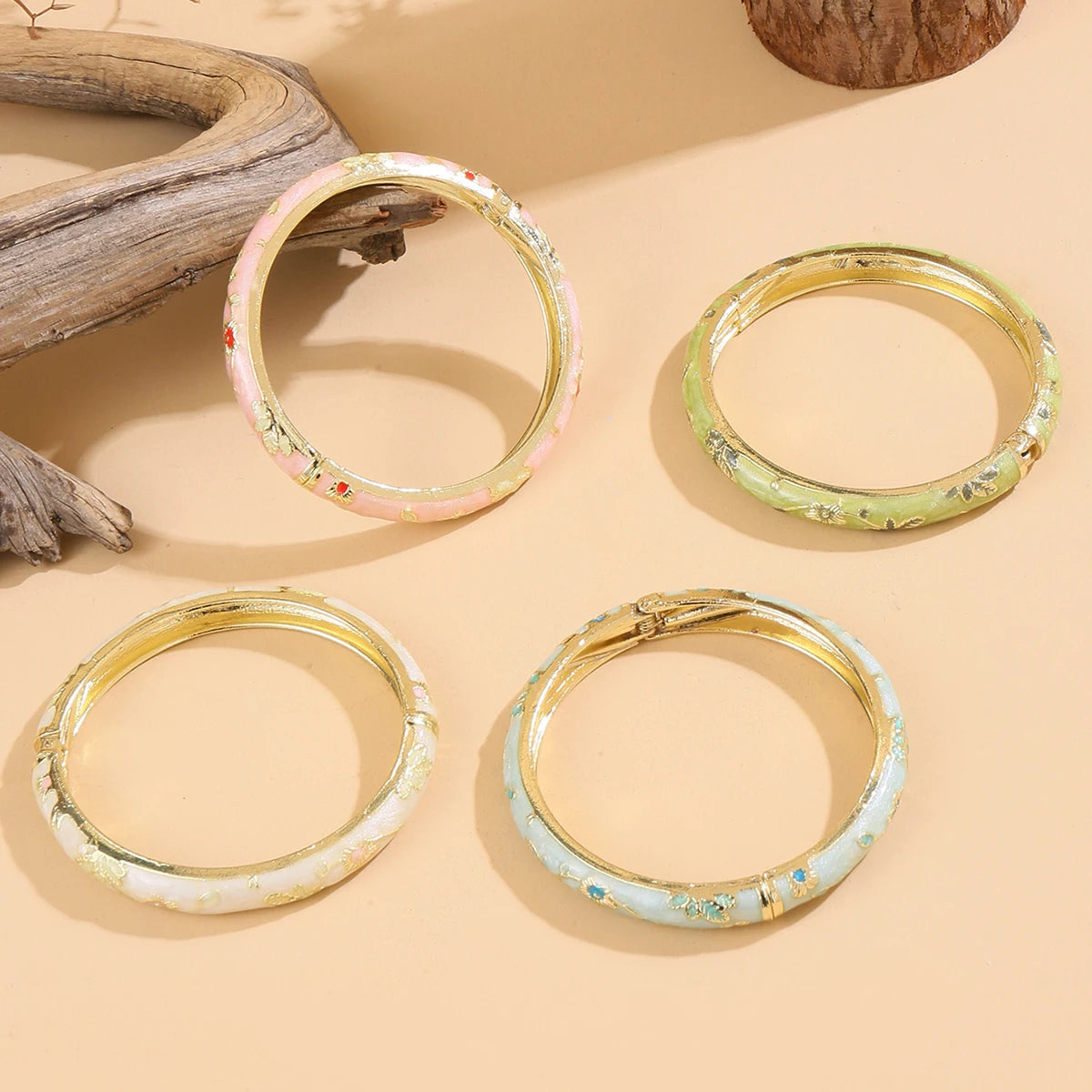 FTCY Vintage Bracelet For Women Small Flower Ethnic Style Cloisonne Bangles Women's Elegant Jewelry Gifts.