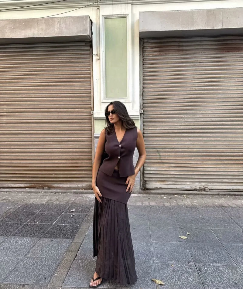 ETJ 2025 spring new  women's elegant fashion same color splicing small pleated hem high waist knit skirt.