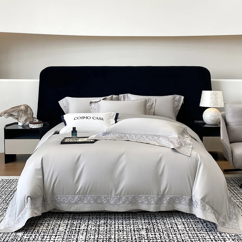 100% Egyptian Cotton White Luxury Embroidery Hotel Style Bedding Set Duvet Cover Set Flat/Fitted Bed Sheet Pillowcases 4Pcs.