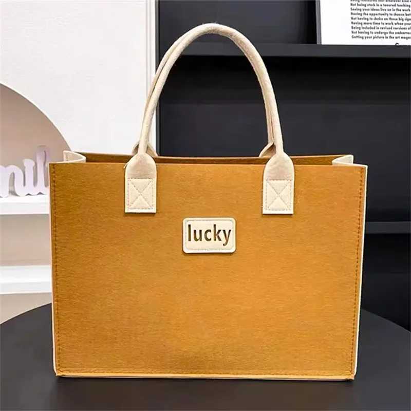 100pcs Wholesale Customized Felt Handbag Tote Bag Portable Environmental Protection Shopping Gift Bag.
