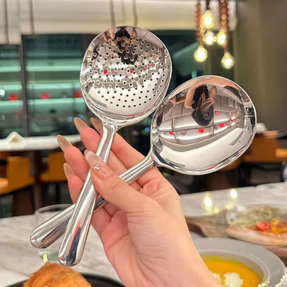 1Pc Big Head Stainless Steel Round Spoon Large Size Dining Spoon Rice Serving Spoon Drain Hole Heat Spoons Kitchen Tool Utensils.