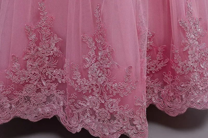 Gesticktes Mesh-Hochzeitskleid, Blumenmädchen-Performance-Mädchenkleid, 4–12 Jahre altes Mädchen-Prinzessinnenkleid mit großer Schleife.