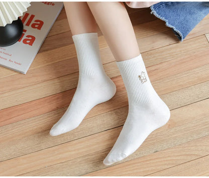 5 Pairs of White Women's Embroidered Socks for All Seasons Cotton Socks Mid-high Tube Student Cartoon Sports Socks.
