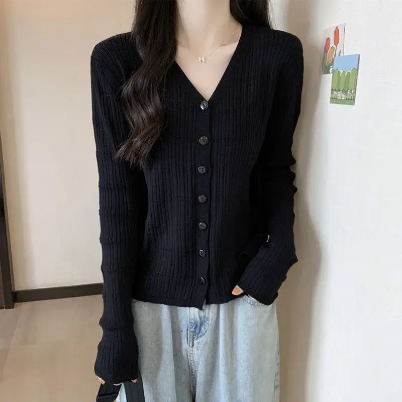 Women's Long-sleeved Button Cardigan Solid Color Casual Loose Fashion Top.