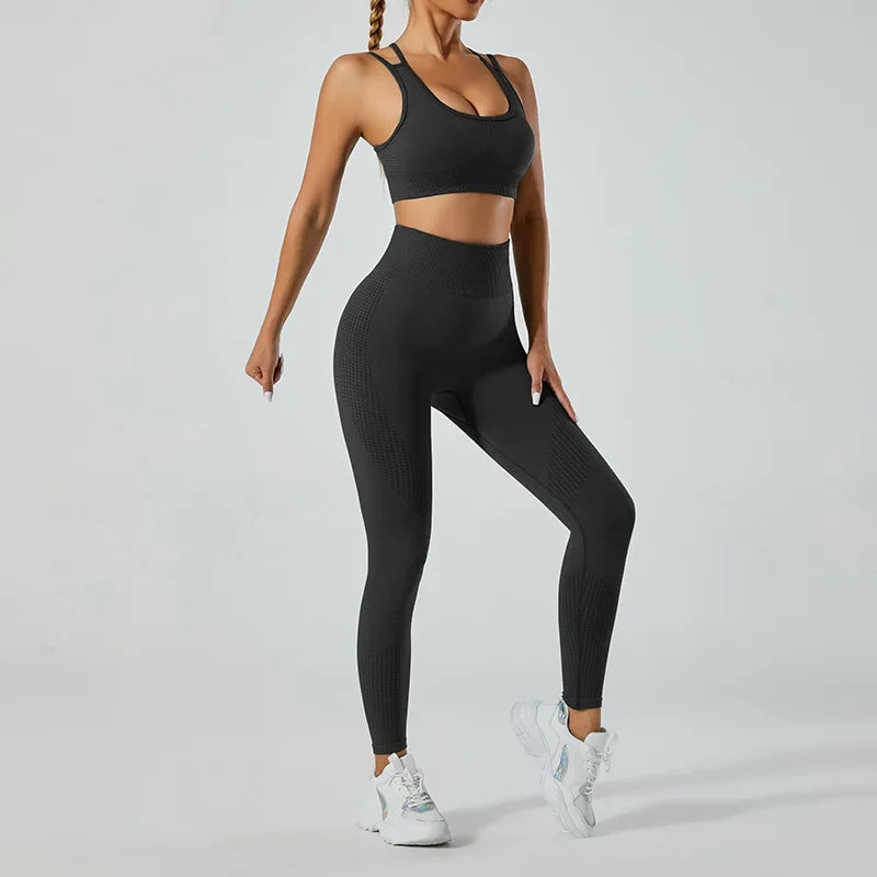 In-stock Women's Yoga Suit Five-piece Set Seamless Fitness Wear For Running Sports Top Leggings From Mainland China.
