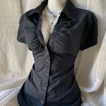 Retro new black Japanese V-neck shirt for women Harajuku Goth large size waist-hugging and slimming fashion top.