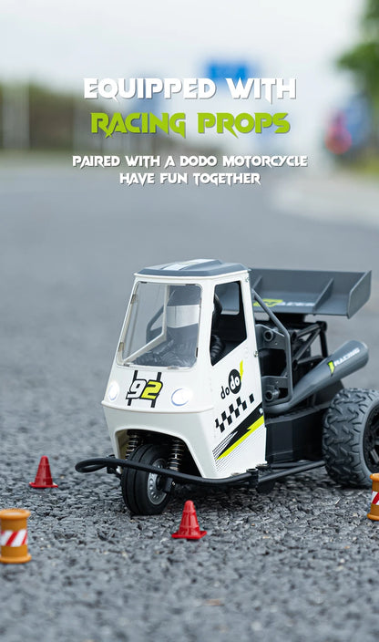 ZWN S810 Three Wheels RC Car With Lights Spray 2.4G Remote Control Electric High Speed Emulation Motorcycles Toys For Kids.