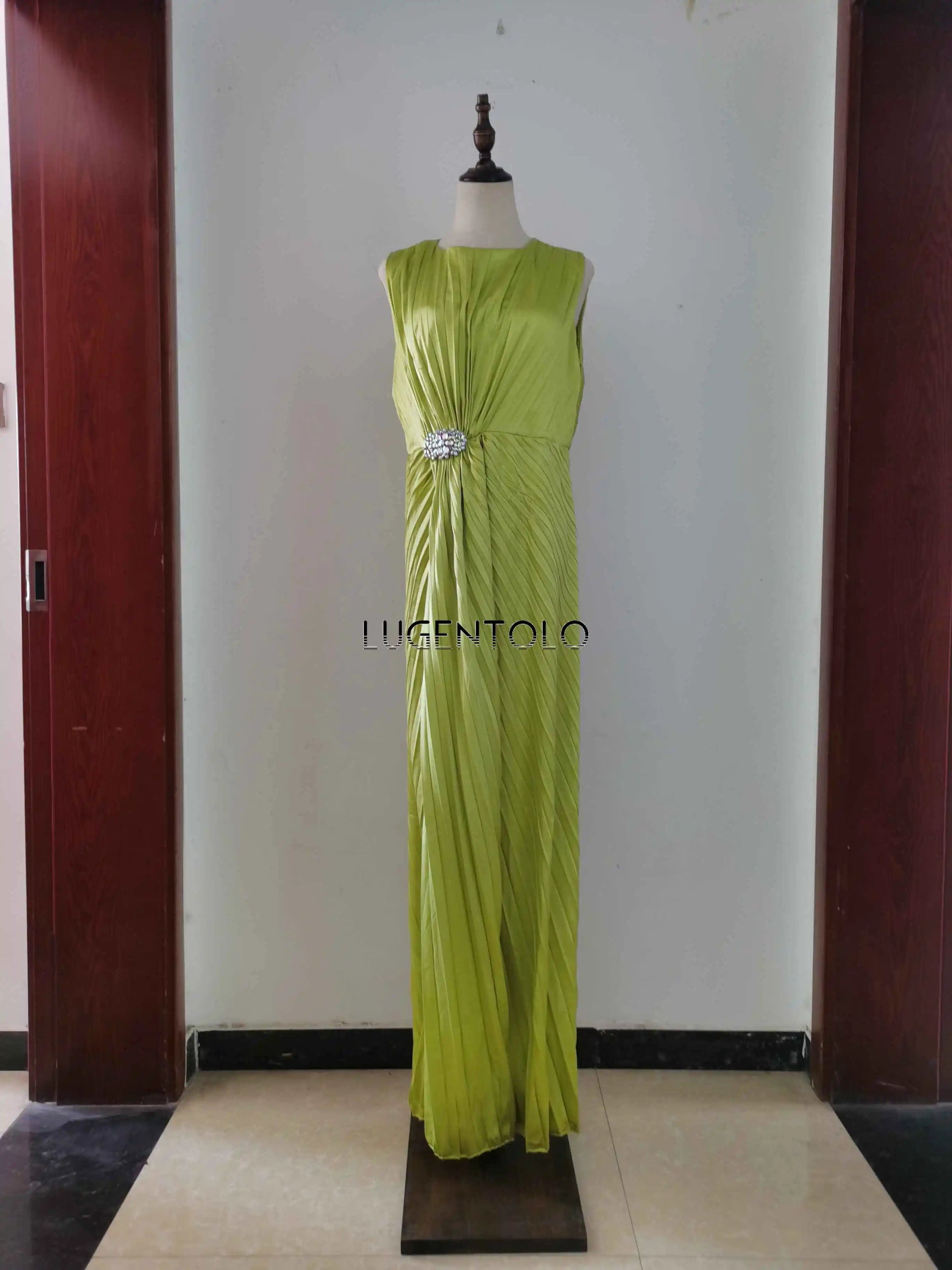 Frauen sexy Kleid neue ärmellose feste Party schlanke Empire Split weibliche elegante Rundhals Mode lange Kleidung.