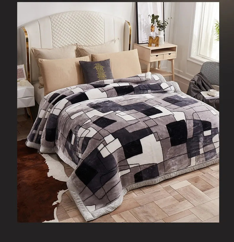 Double-layer Thick Plush Blanket Warm Skin Friendly in Winter Quilt Multiple Non Shedding Prints High Quality Bedding Article.