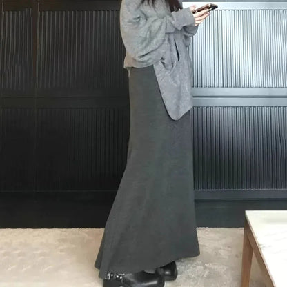 Elegant Design Fishtail Skirt Women 2025 New Temperament Slim Knitted Maxi Skirts Ladies Autumn Winter High Waist Bodycon Skirts.