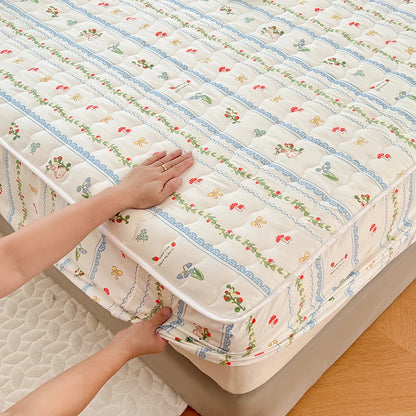 Quilted Mattress Cover For Kids Single/Double Size Rabbit Printing cubre colchón 200X220cm Anti-Mite 매트리스커버 Queen/King Size 매트리스