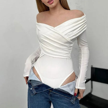 European and American trend slim fit sexy temperament fashionable V-neck jumpsuit patchwork off shoulder long sleeved bodysuit.