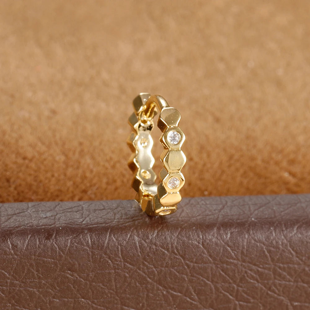 1Pc Stainless Steel Small CZ Hoop Cartilage Earrings Tiny Cross Tragus Rook Daith Earring Tragus Helix Rook Ear Piercing Jewelry.