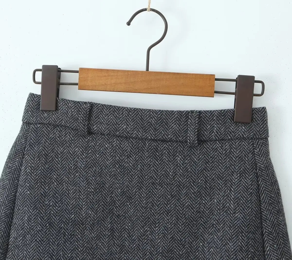 YENKYE Women Vintage High Waist Woolen A-line Mini Skirt Elegant Lady Office Wear Autumn Winter Skirts.