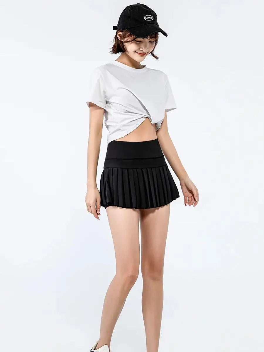 fashionable summer sports shorts women's pleated skirt anti glare short skirt running outdoor fitness breathable tennis skirt.