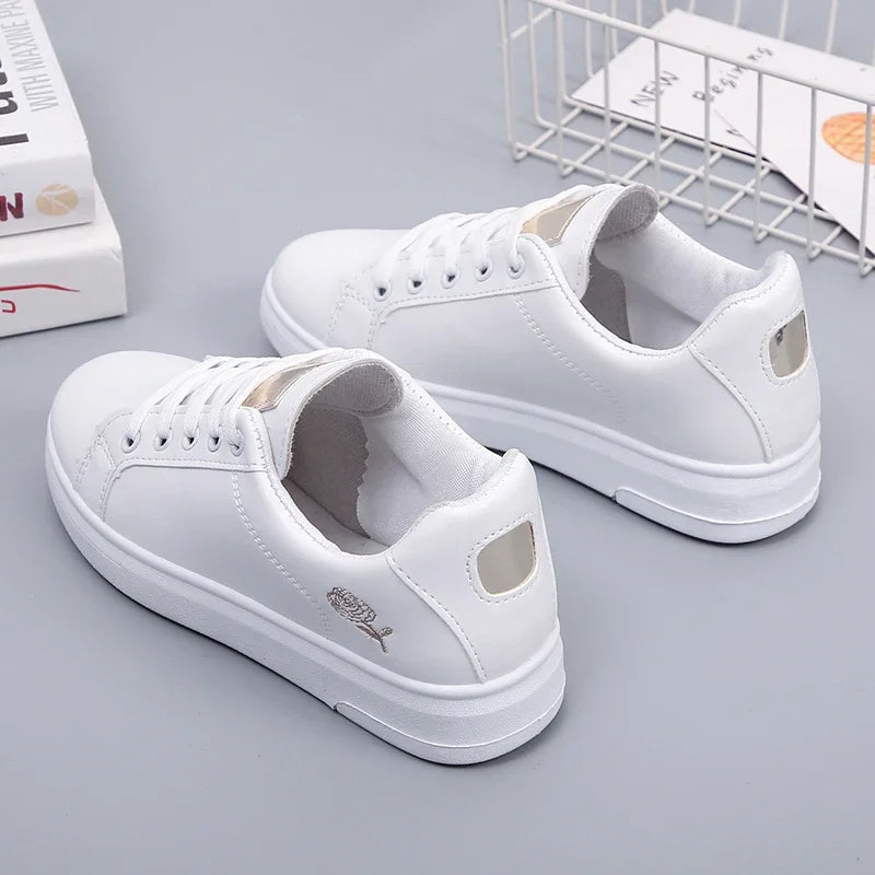 Women Casual Shoes New Woman White Sneakers Breathable Flower Lace-Up Female Sneakers Fashion Embroidered Vulcanized Shoes.