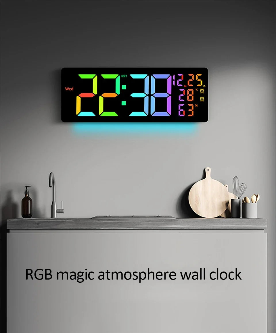17-Zoll großer digitaler Wecker mit 11 Farben und dynamischem RGB-Display, RGB-LED-Wanduhr mit Farbwechsel/Doppelalarm/Raumdekoration
