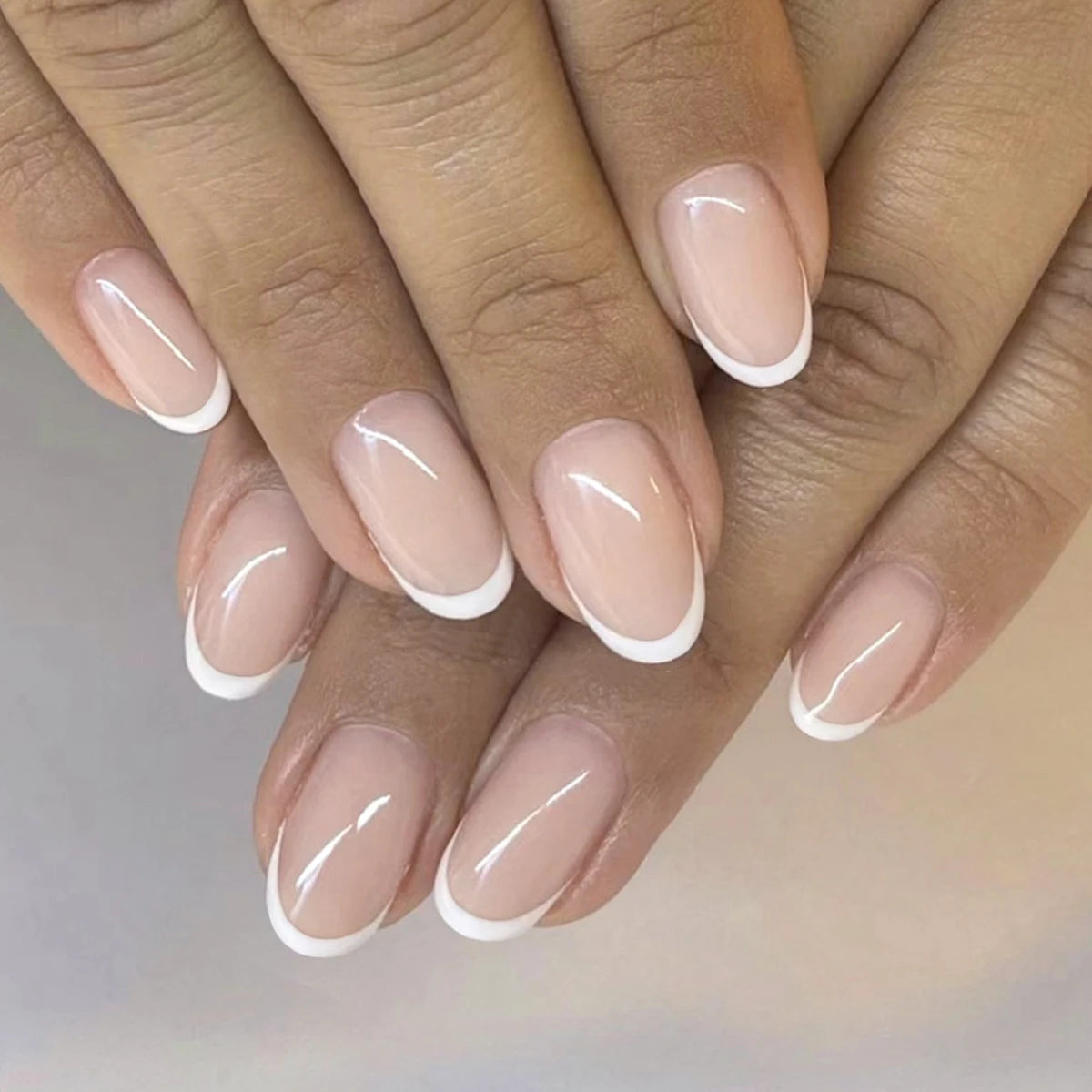 24Pcs White Almond False Nails Ballet with French Design Wearable Fake Nails Gradient Simple Full Cover Press on Nail Tips Art.