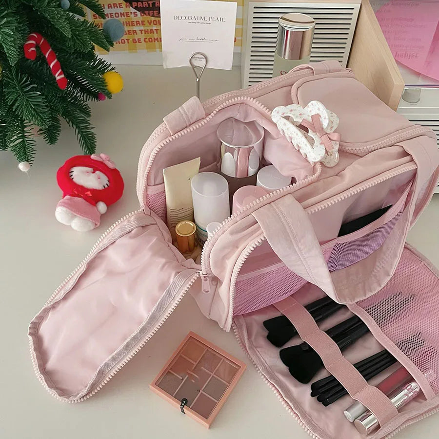 New Women's Cosmetic Bag Portable Storage Bag Large Capacity Luxury Makeup Bag Travel Organizer Essentials Toiletry Bags.