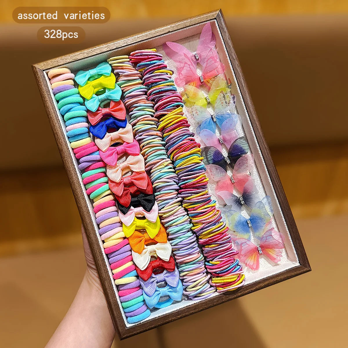 328 colorful random sweet and fashionable rubber band hair clip combinations.