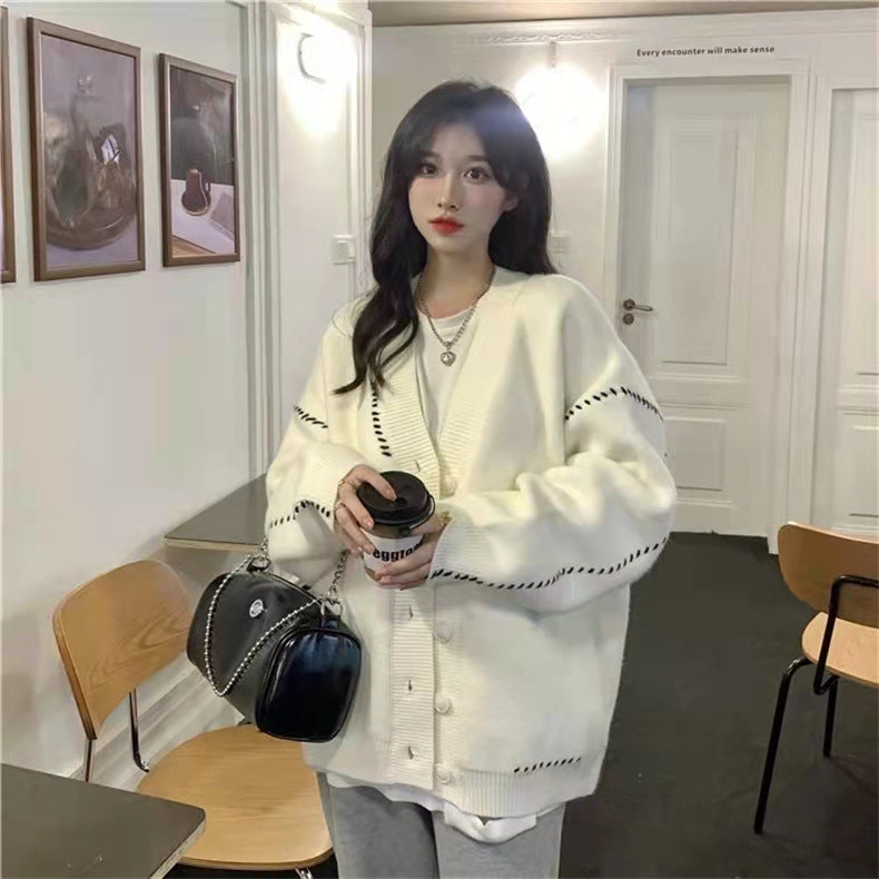 Women's Sweater Coat In Autumn and Winter V-neck Sweaters Jacket To Keep Warm and Loose Wild Academic Style Chic Cardigan.