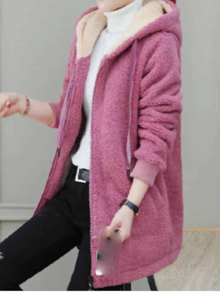 Damen verdickte Fleece-gefütterte mittellange Kapuzenjacke Winter neuer Reißverschluss-Cardigan-Mantel Lässige koreanische Lammwolljacke weiblich.