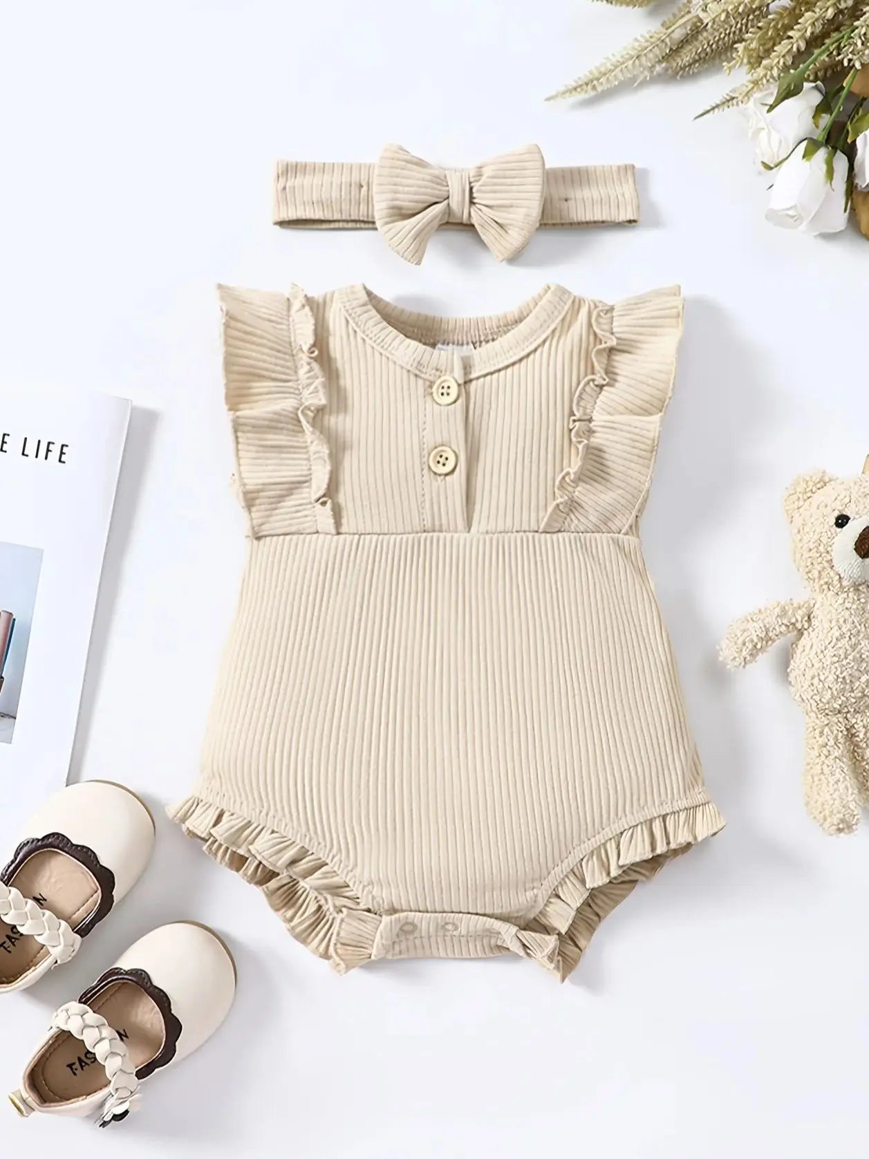 2-teiliger Sommer-Overall für Babys mit Rundhalsausschnitt, Schmetterlingsärmel-Design, süßer, süßer und lebhafter Overall im Prinzessinnen-Stil für Neugeborene.