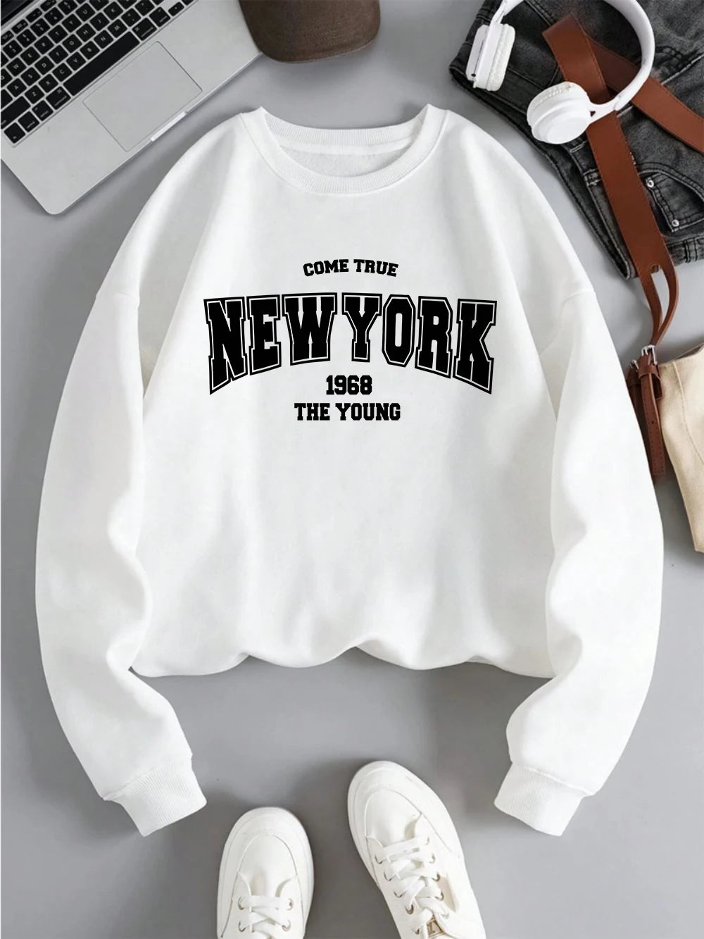 New York 1968 Women Sweatshirt Black Letter Print Sporty Hoodie Winter Casual Fleece Pullover Crewneck Red Hoody Street Clothing.