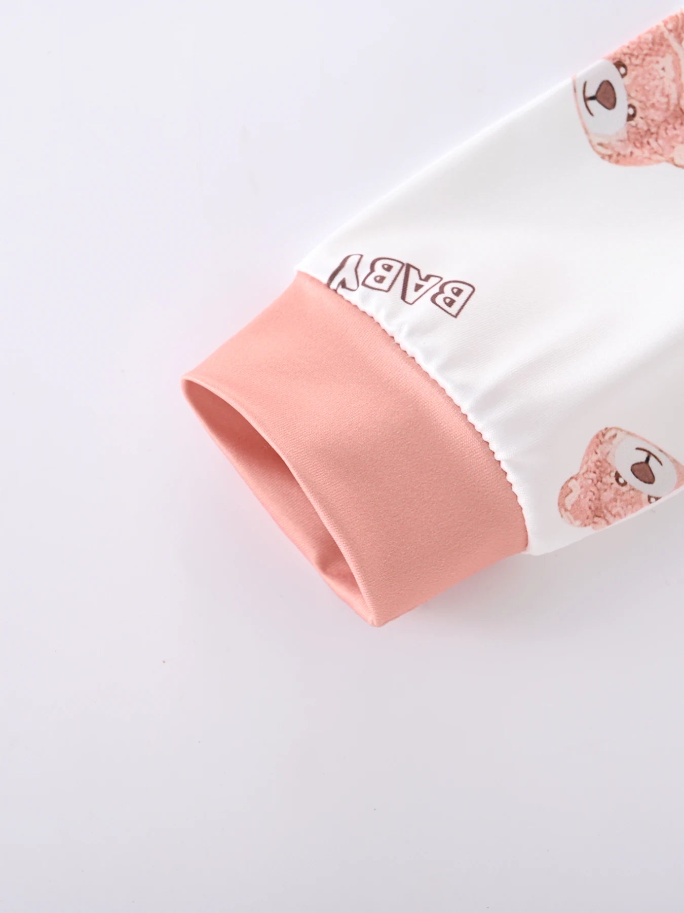 Unisex-Body für Neugeborene + Mütze + Hose, 3-teiliger Anzug für Jungen und Mädchen, niedlicher bedruckter einteiliger Strampler mit Rundhalsausschnitt für alle Jahreszeiten.